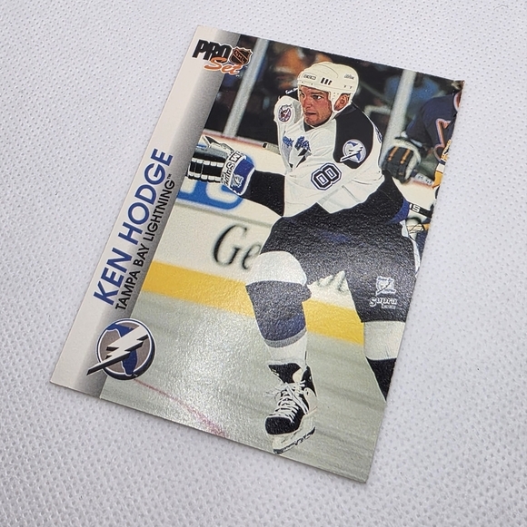 NHL 1992-93 Ken Hodge Tampa Bay Lightning #182 Pro Set Hockey Card - Picture 2 of 4